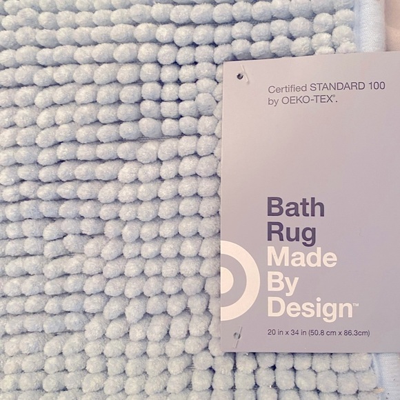 NWT PUFFY TEXTURED TARGET DESIGN AQUA BATH MAT - Picture 2 of 5